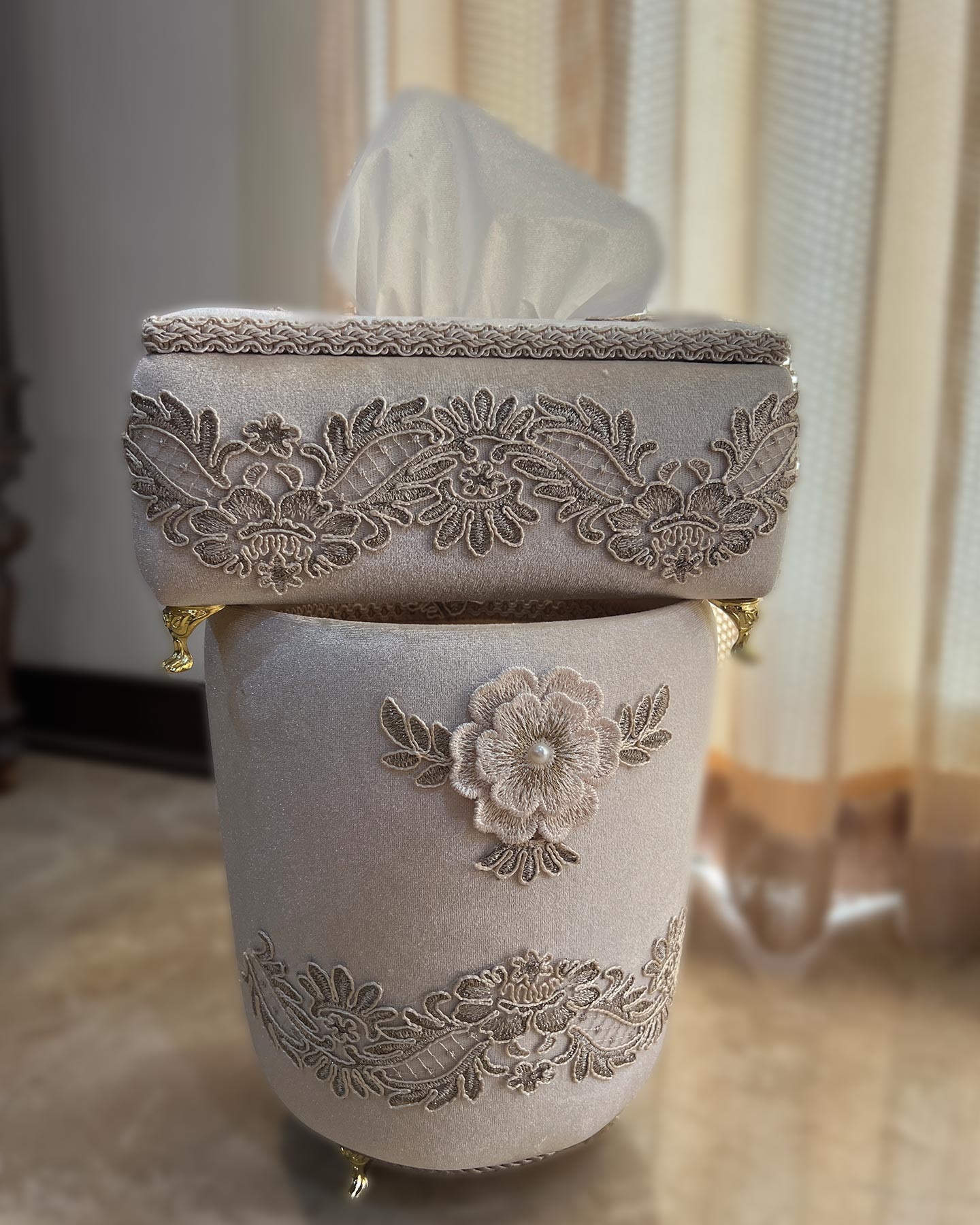 سطل و جای دستمال کاغذی