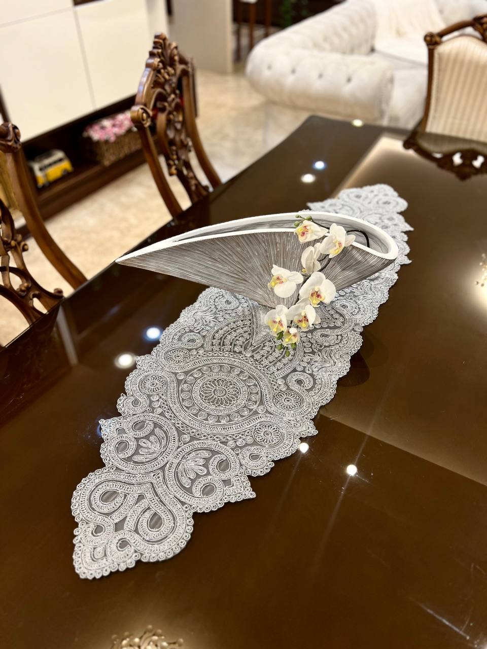 ناهارخوری طوسی