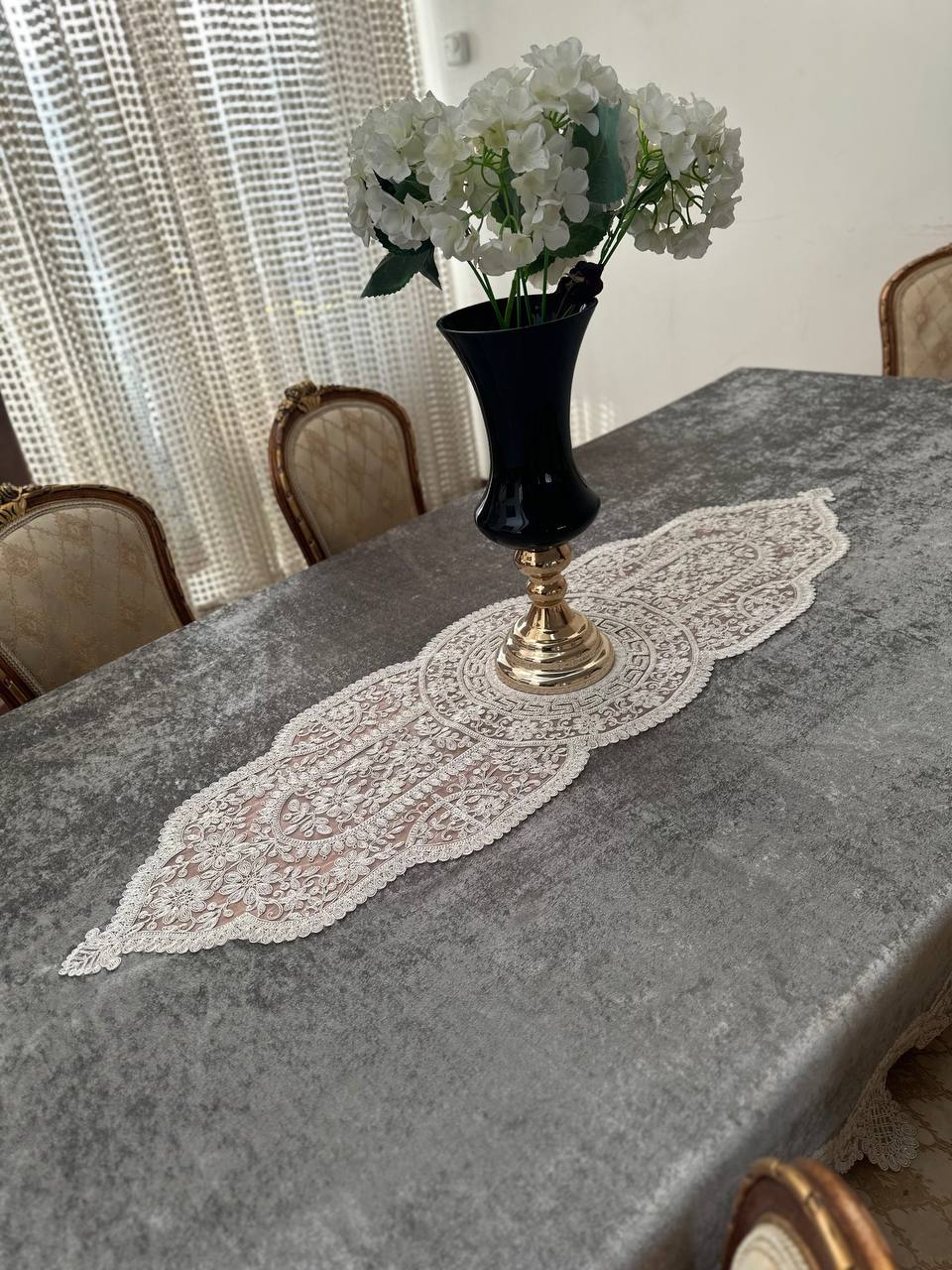 رومیزی بزرگ طوسی