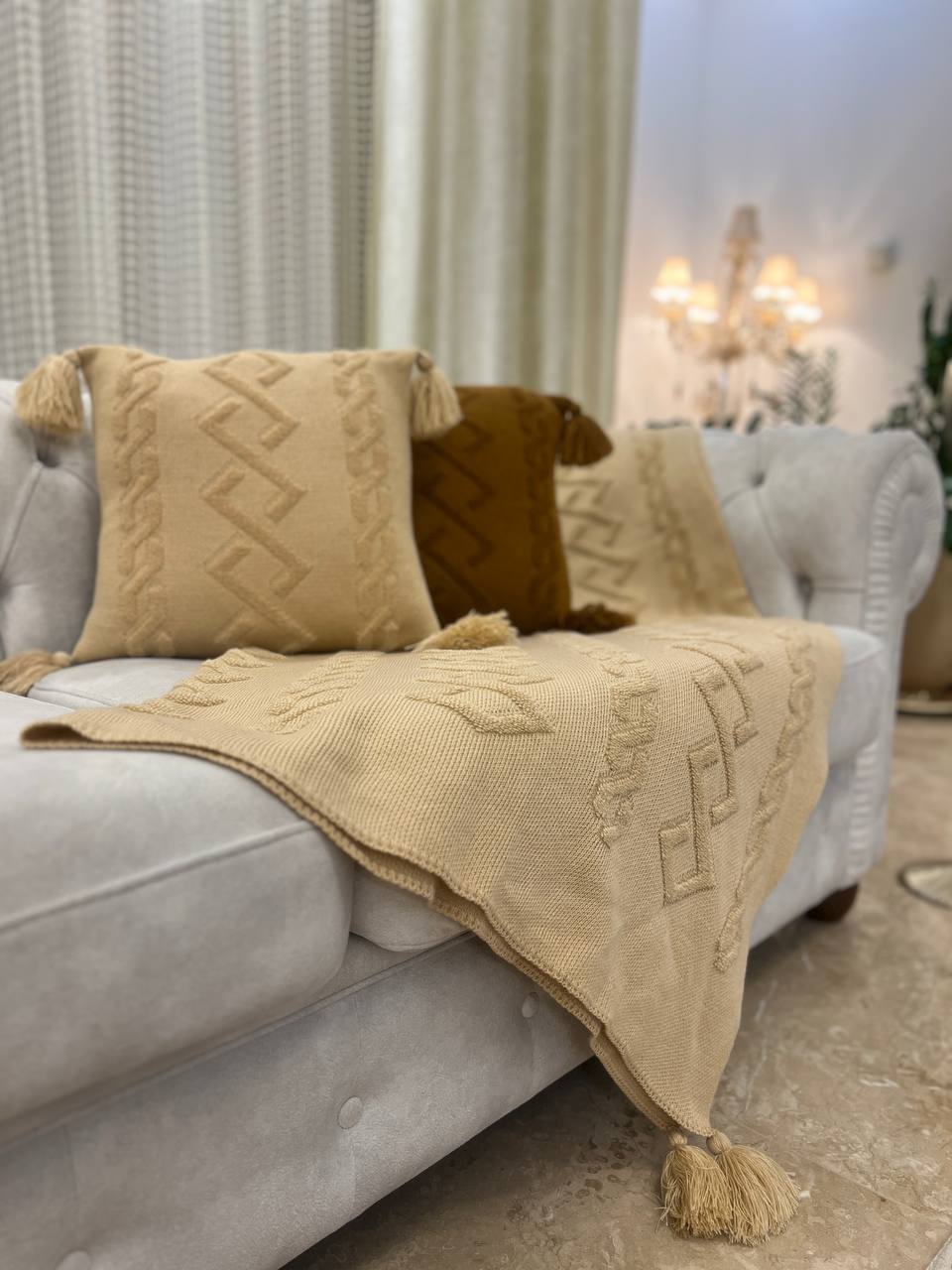 کوسن نهال رنگ کرم چرک