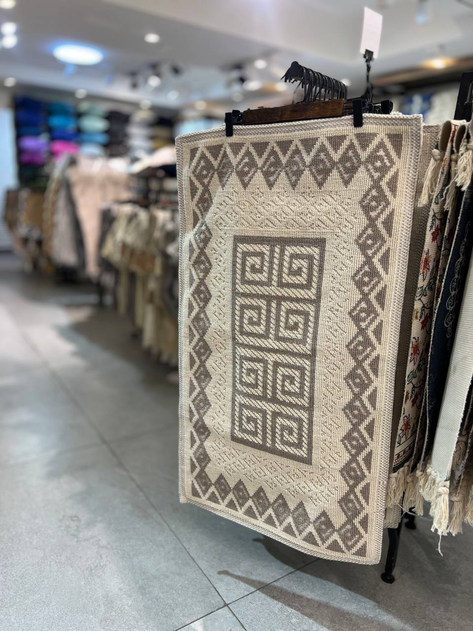 پادری فرشینه