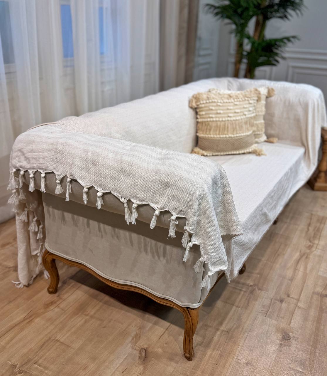 کاور مبل نخی