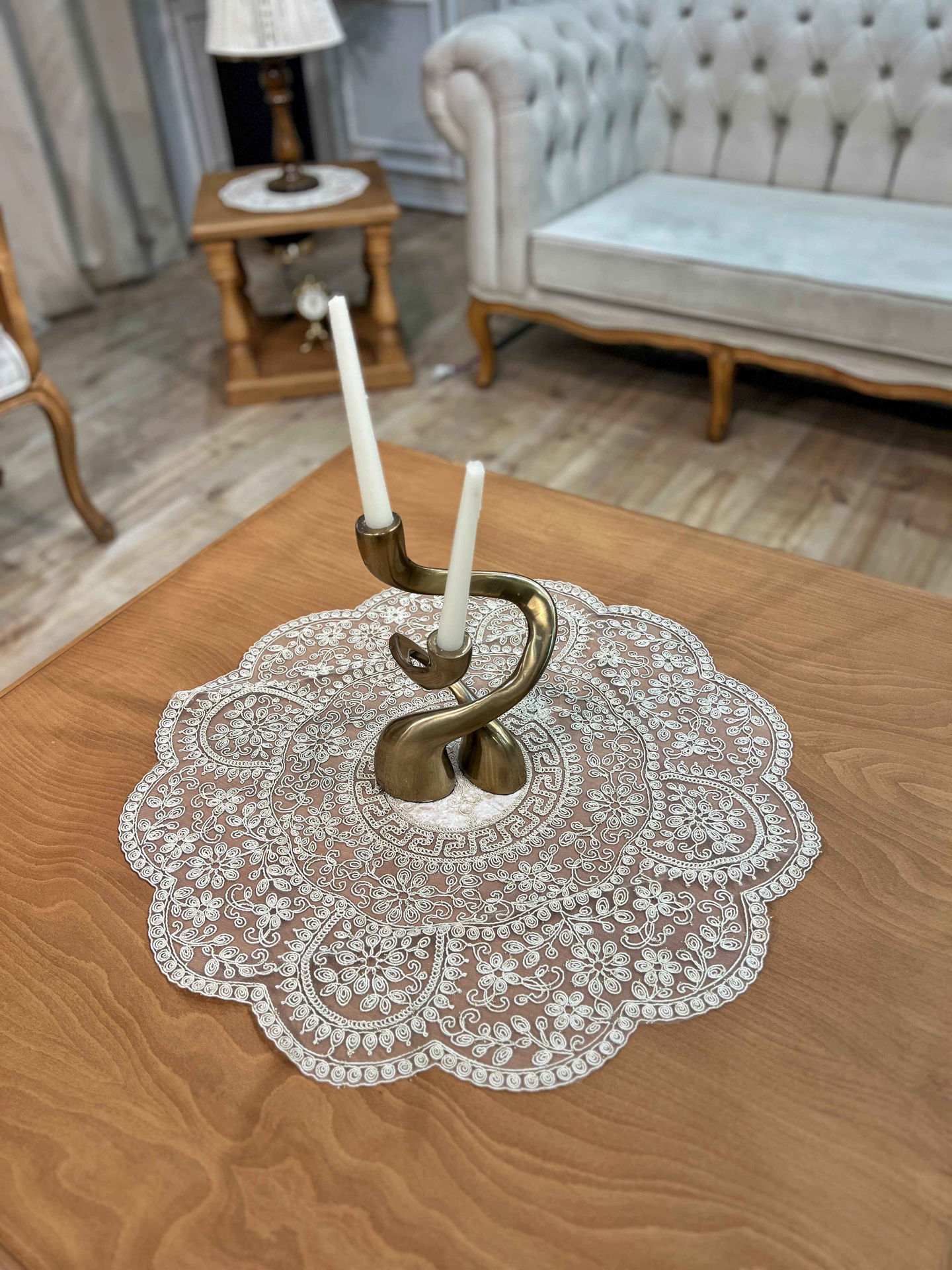 ست 3 تیکه ورساچه گرد شامل 1 عدد جلو مبلی و 2 عدد عسلی گرد