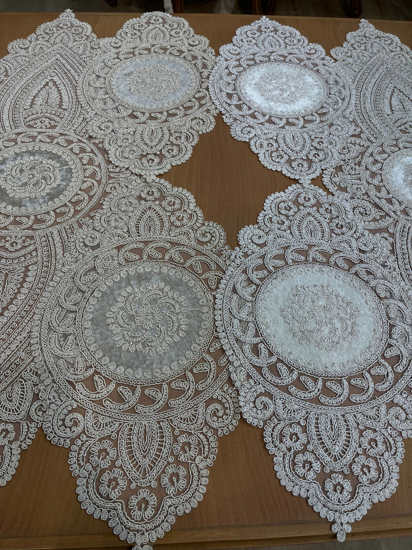 ست سه تکه رومیزی جواهر