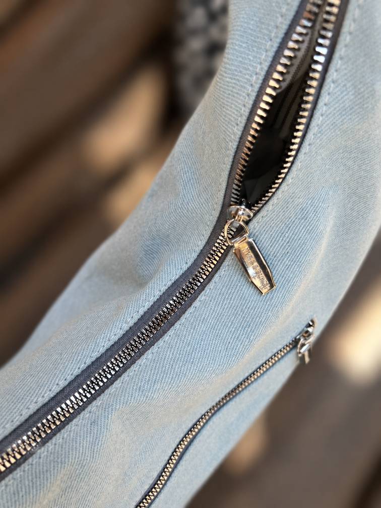 زیپ کیف جینا